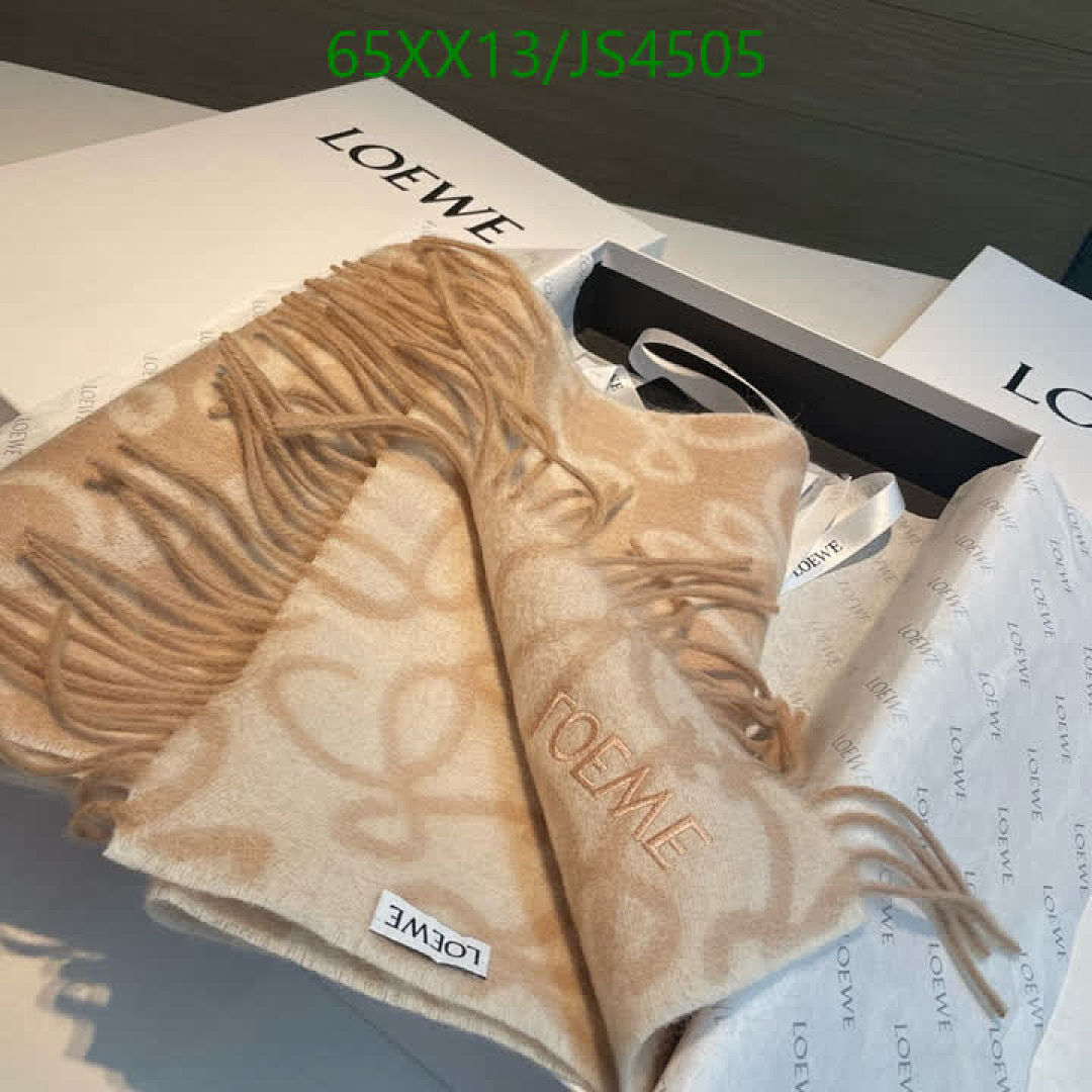 Loewe-Scarf Code: JS4505 $: 65USD