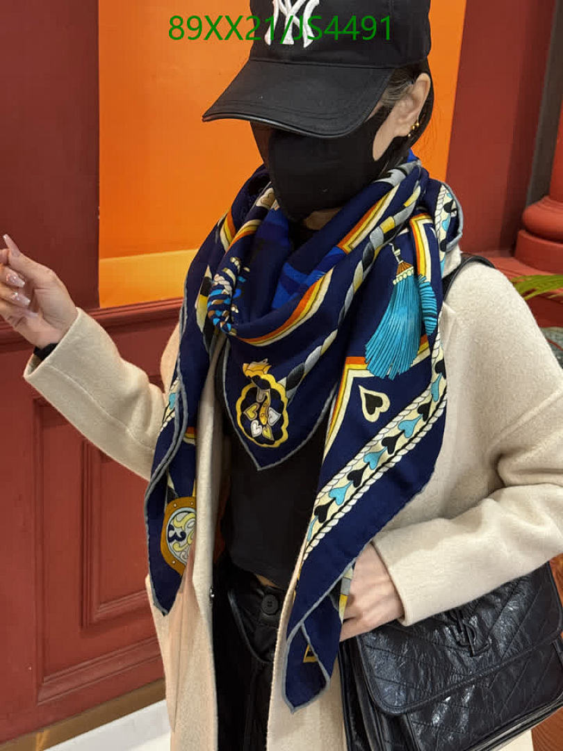 Hermes-Scarf Code: JS4491 $: 89USD