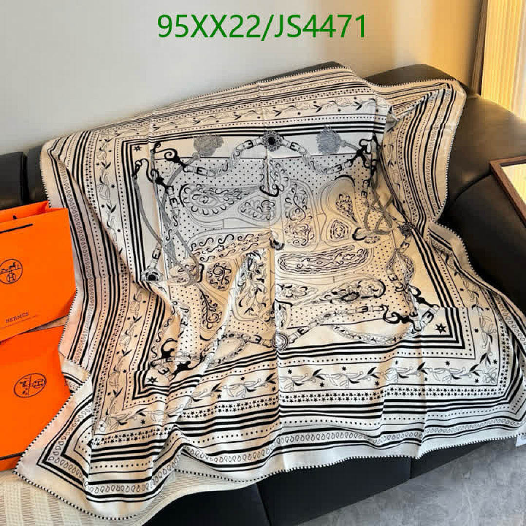 Hermes-Scarf Code: JS4471 $: 95USD