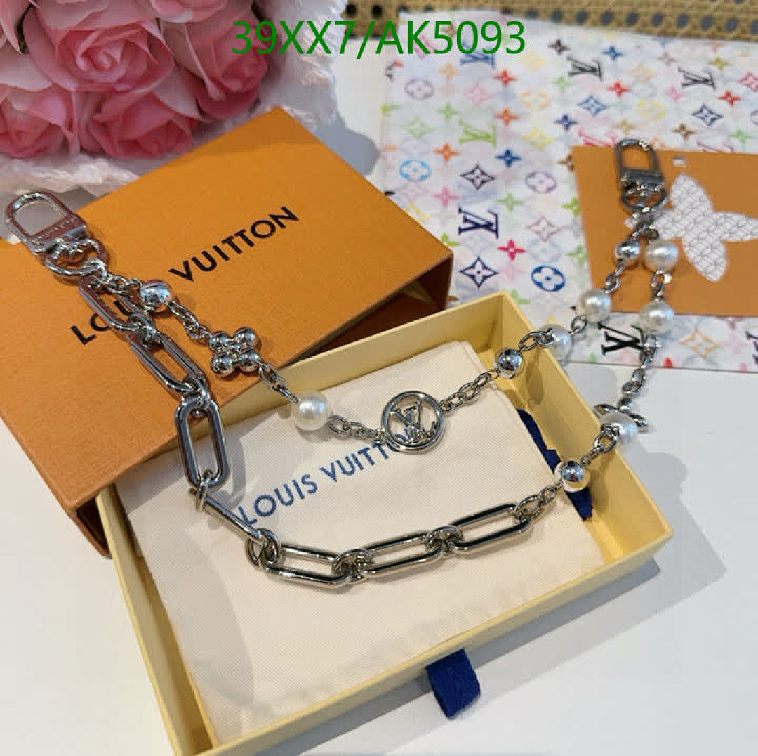 LV-Key pendant Code: AK5093 $: 39USD