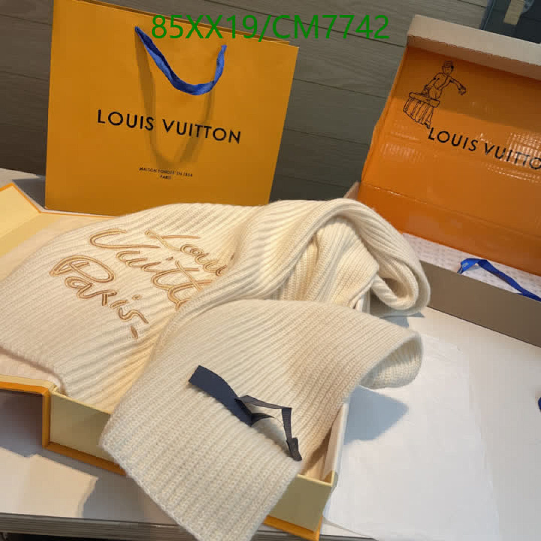 LV-Scarf Code: CM7742 $: 85USD
