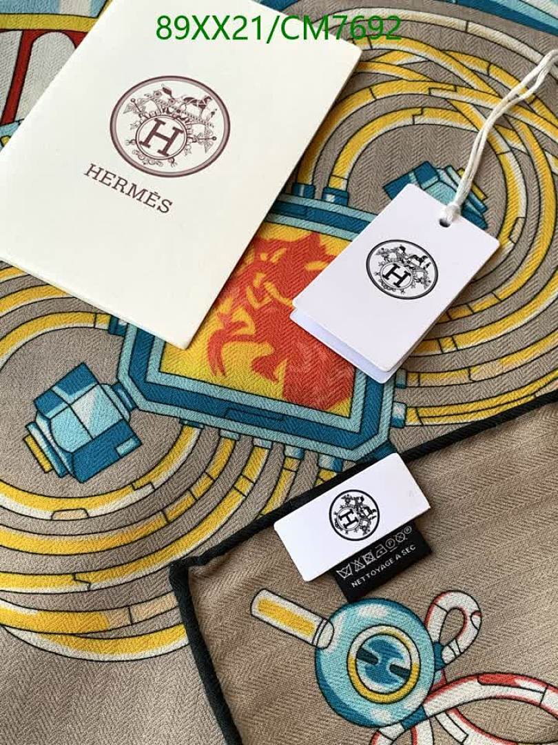 Hermes-Scarf Code: CM7692 $: 89USD