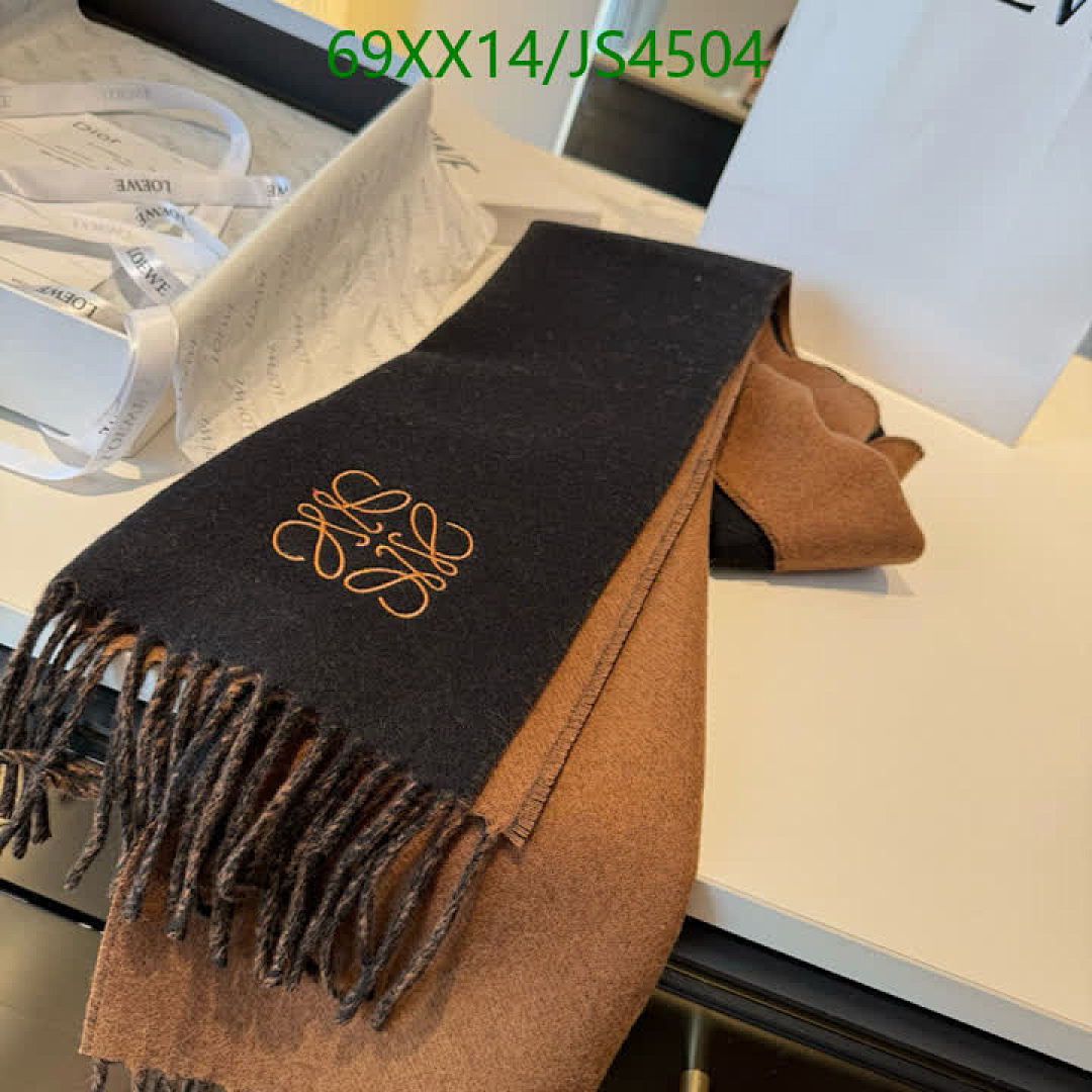 Loewe-Scarf Code: JS4504 $: 69USD