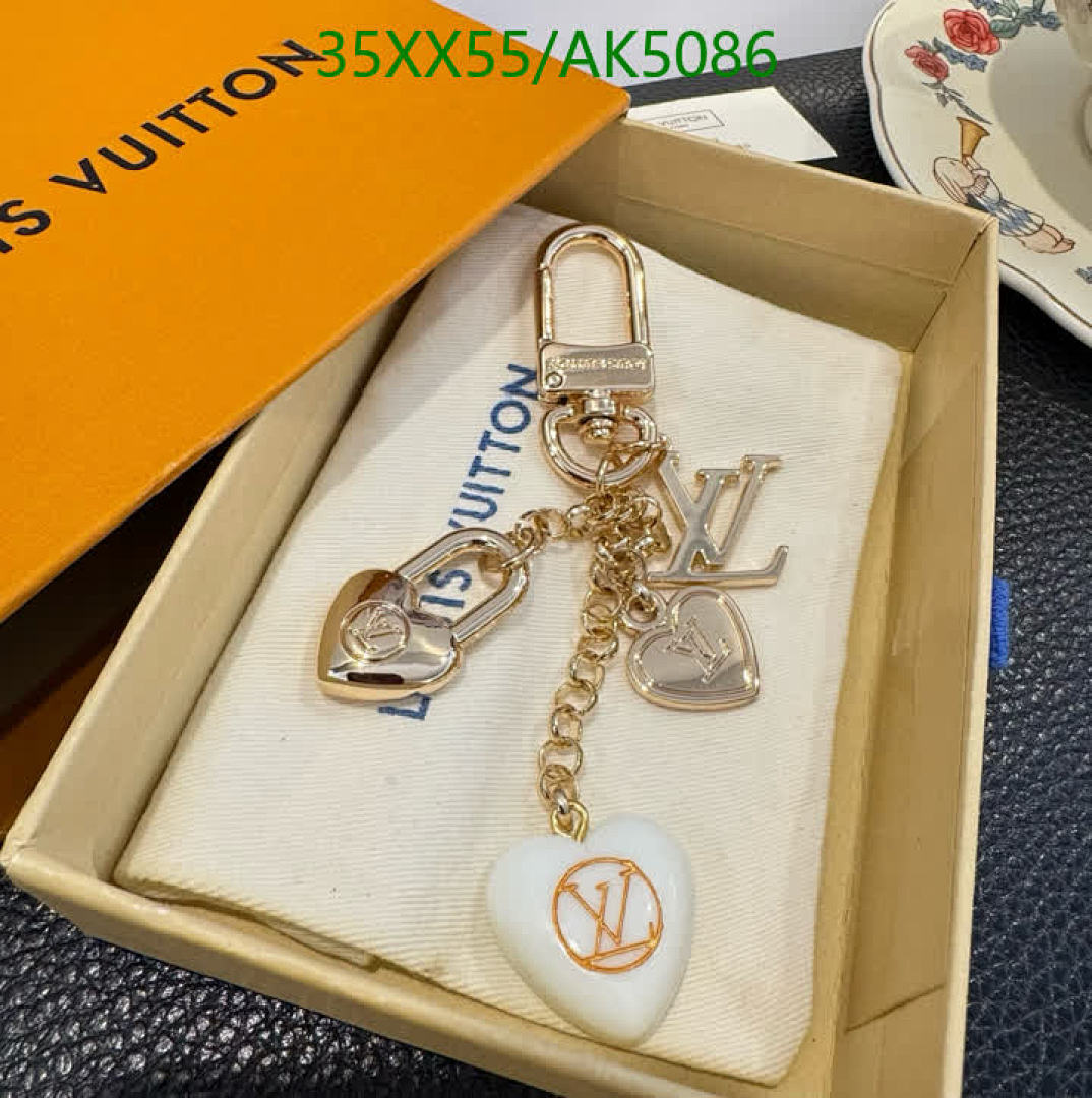 LV-Key pendant Code: AK5086 $: 35USD