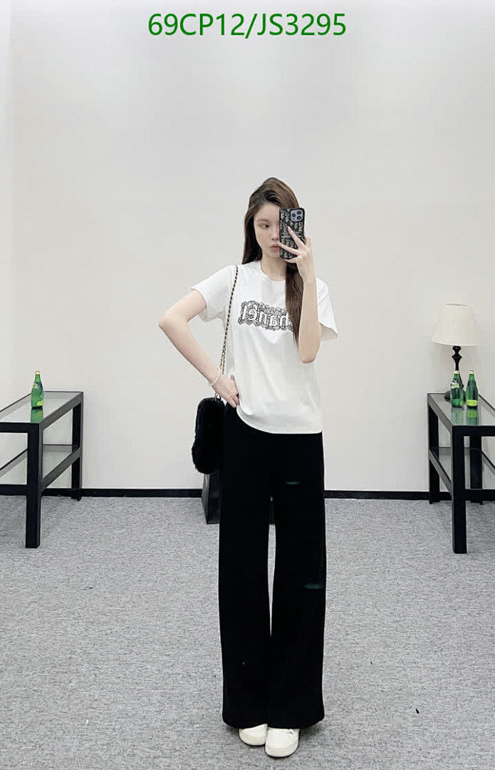 Chanel-Clothing Code: JS3295 $: 69USD