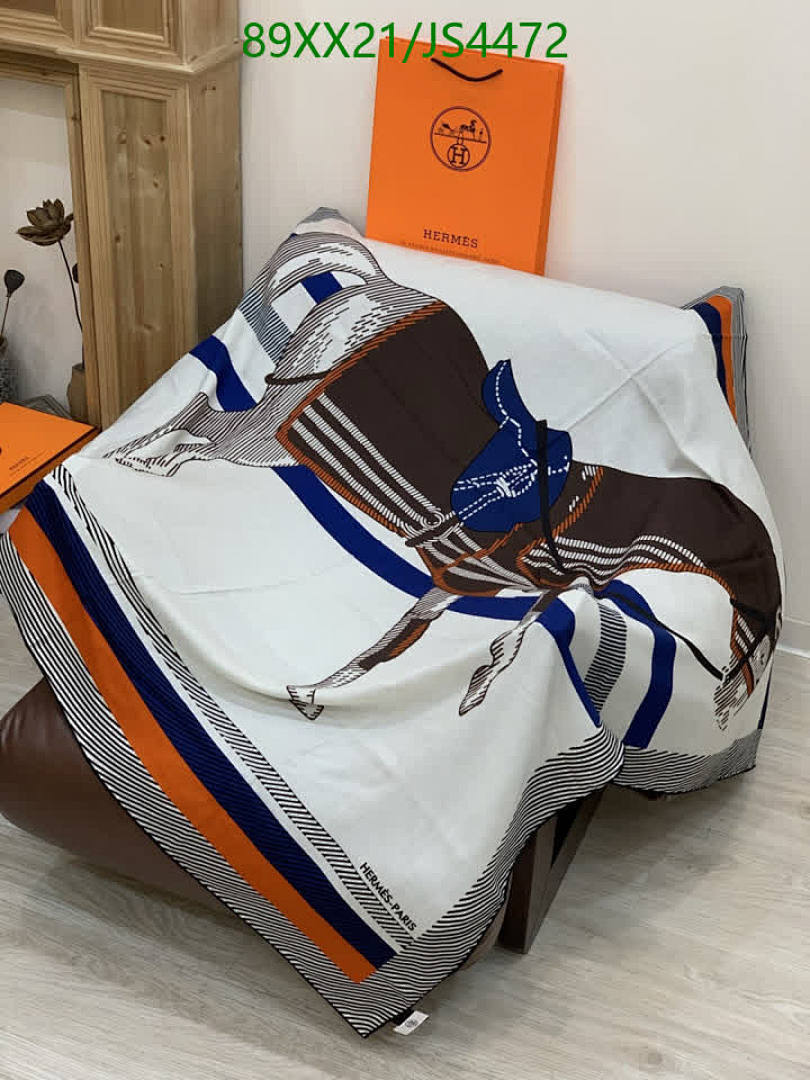 Hermes-Scarf Code: JS4472 $: 89USD