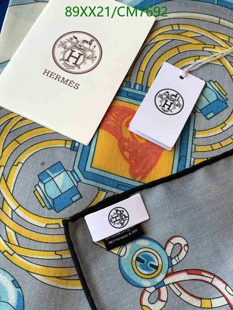 Hermes-Scarf Code: CM7692 $: 89USD