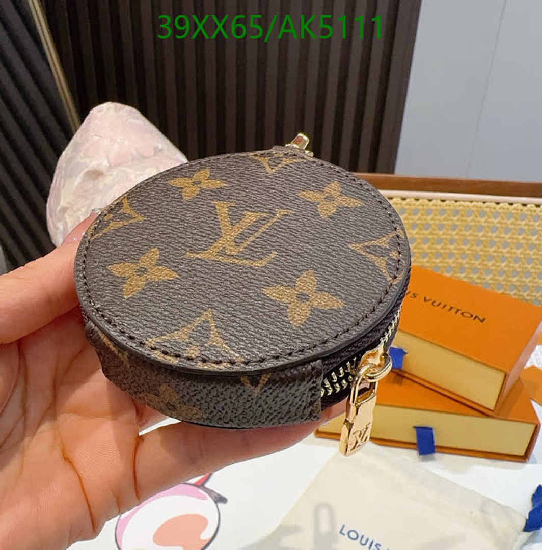 LV-Key pendant Code: AK5111 $: 39USD