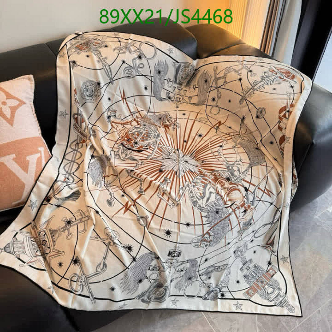 Hermes-Scarf Code: JS4468 $: 89USD