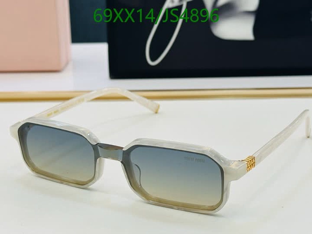 Miu Miu-Glasses Code: JS4896 $: 69USD