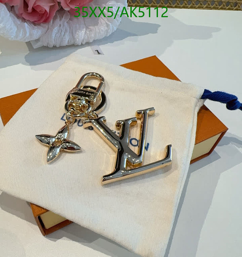 LV-Key pendant Code: AK5112 $: 35USD