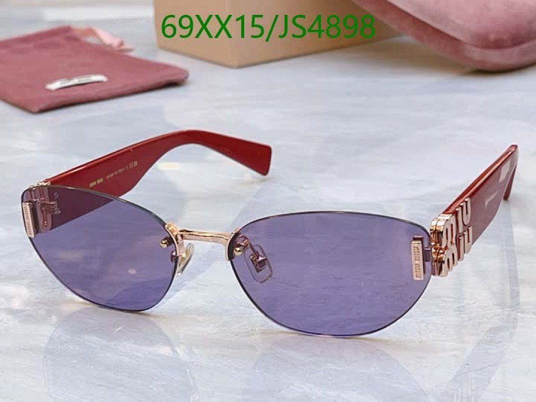 Miu Miu-Glasses Code: JS4898 $: 69USD