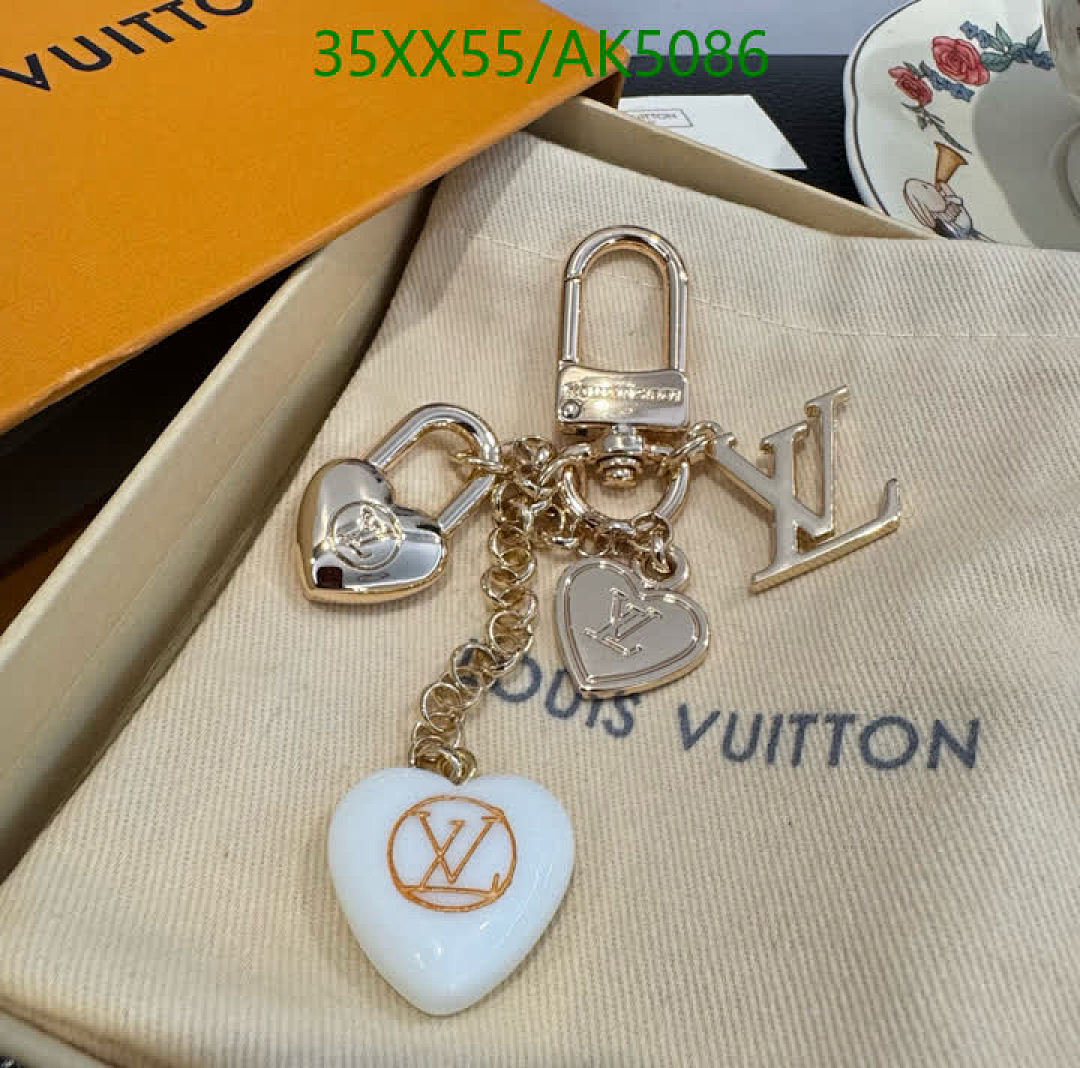 LV-Key pendant Code: AK5086 $: 35USD