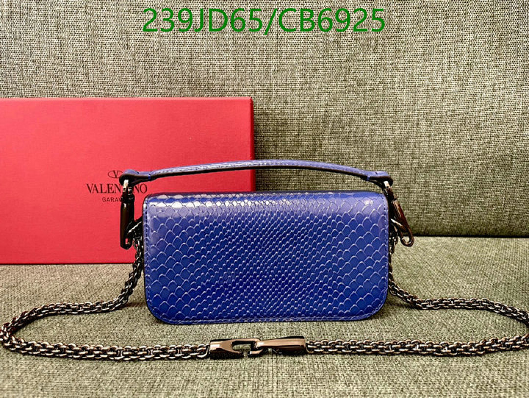 Valentino-Bag-Mirror Quality Code: CB6925 $: 239USD