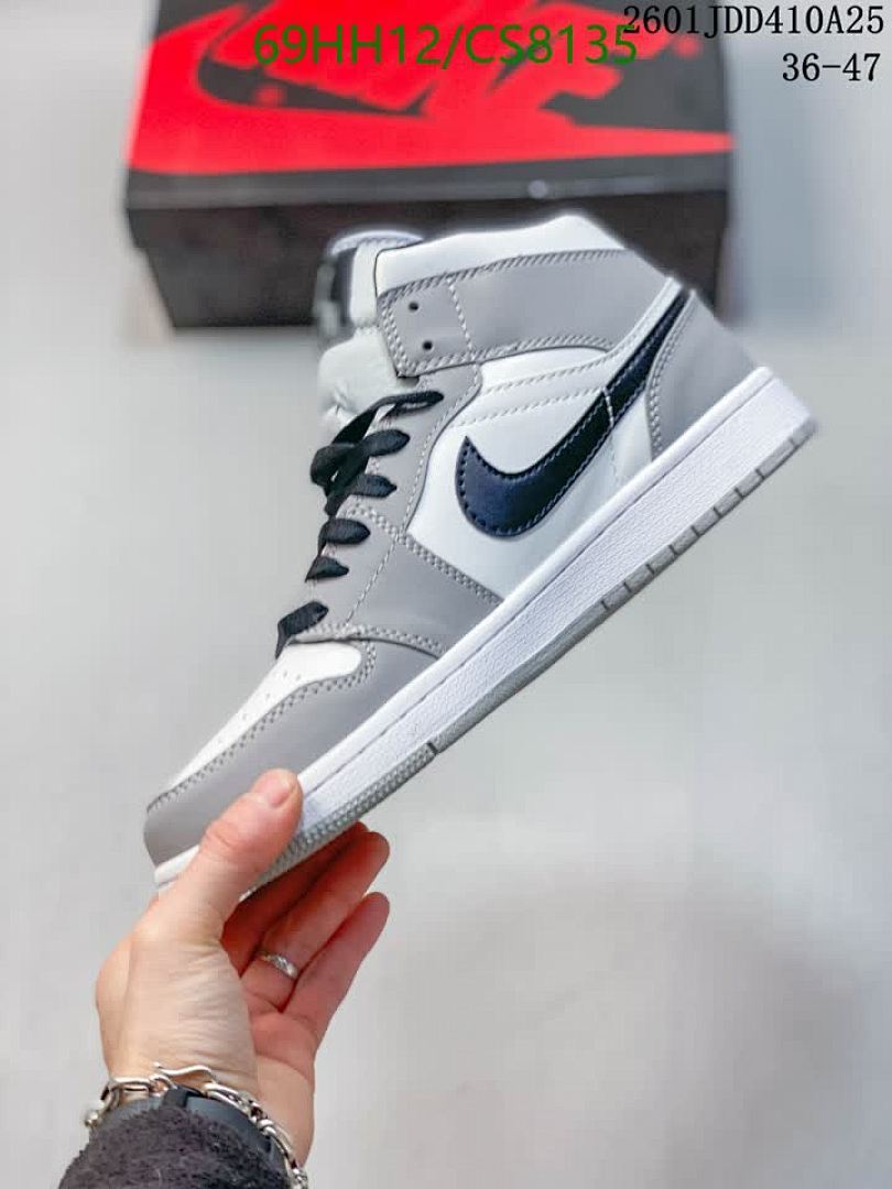 NIKE-Women Shoes Code: CS8135 $: 69USD