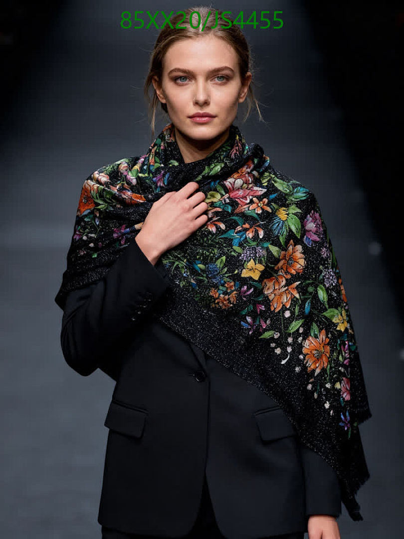 Dior-Scarf Code: JS4455 $: 85USD