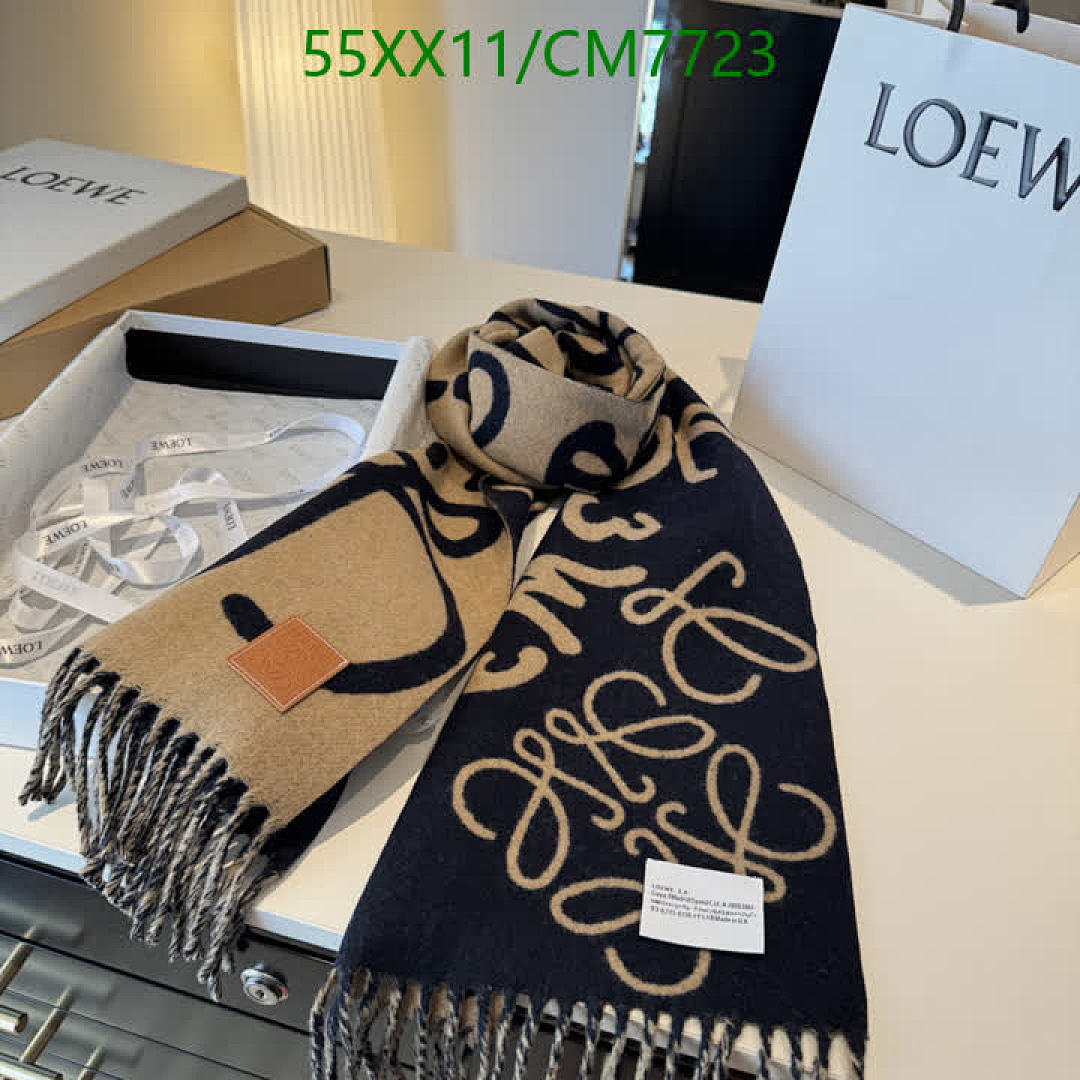 Loewe-Scarf Code: CM7723 $: 55USD