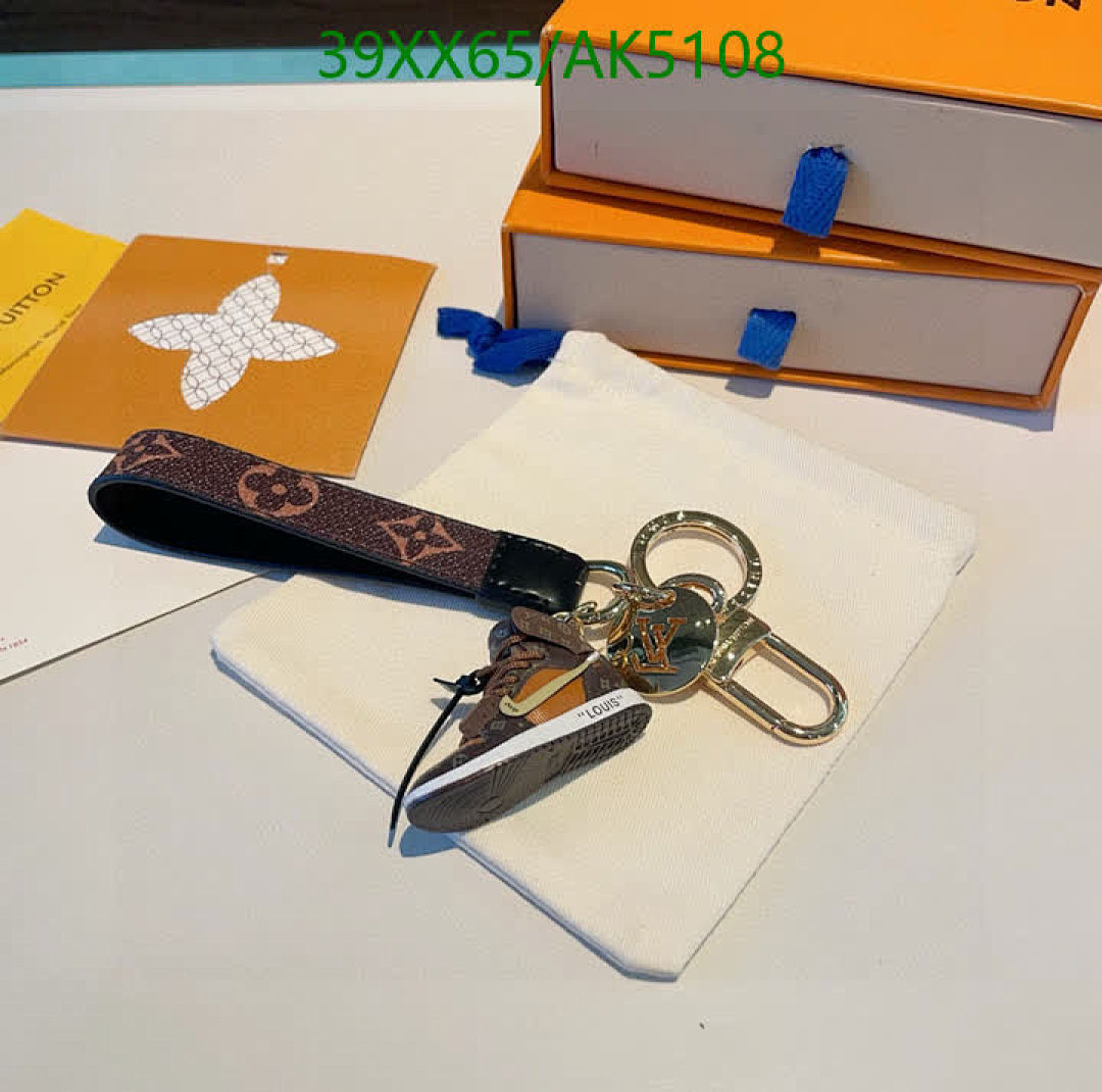 LV-Key pendant Code: AK5108 $: 39USD
