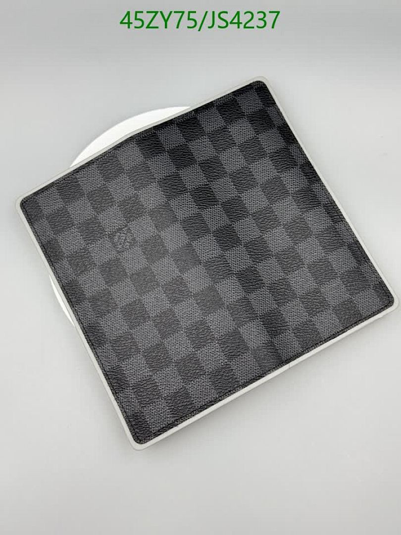LV-Wallet-4A Quality Code: JS4237 $: 45USD