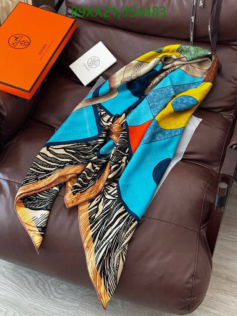 Hermes-Scarf Code: JS4483 $: 89USD
