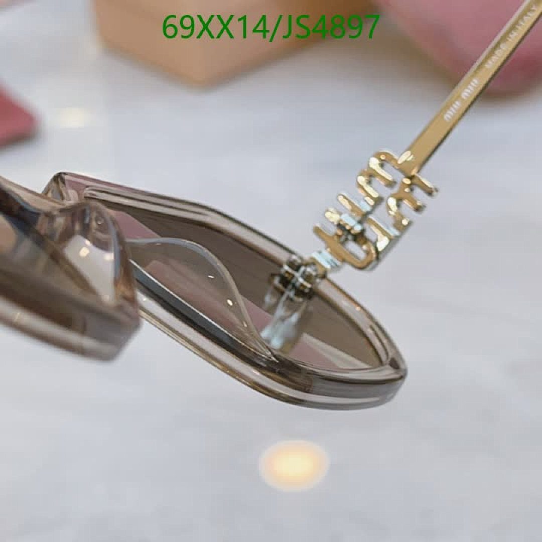 Miu Miu-Glasses Code: JS4897 $: 69USD