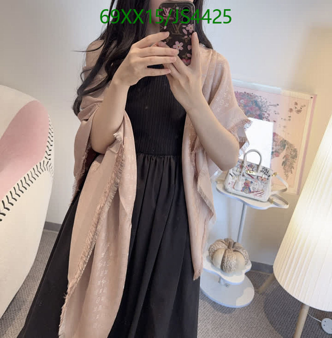 LV-Scarf Code: JS4425 $: 69USD