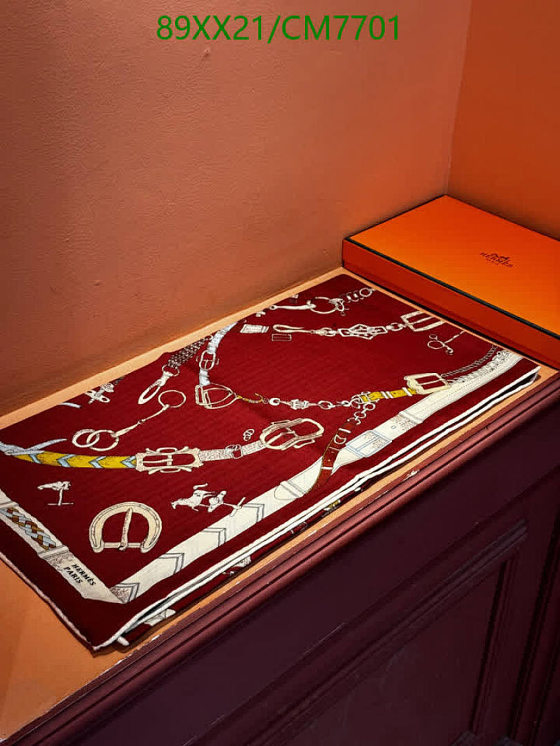 Hermes-Scarf Code: CM7701 $: 89USD