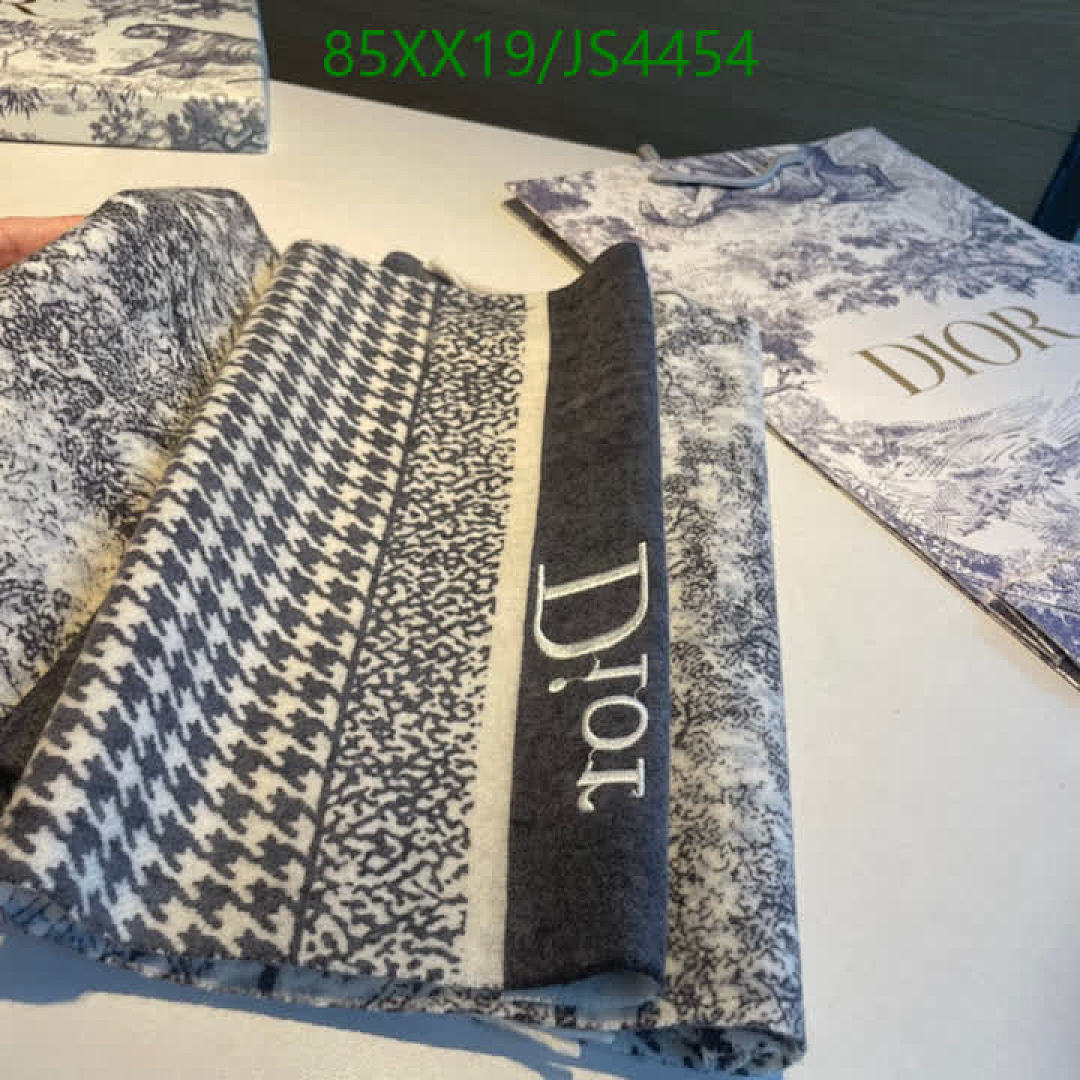 Dior-Scarf Code: JS4454 $: 85USD