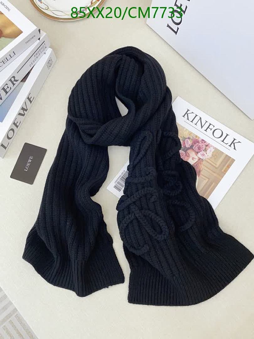 Loewe-Scarf Code: CM7733 $: 85USD