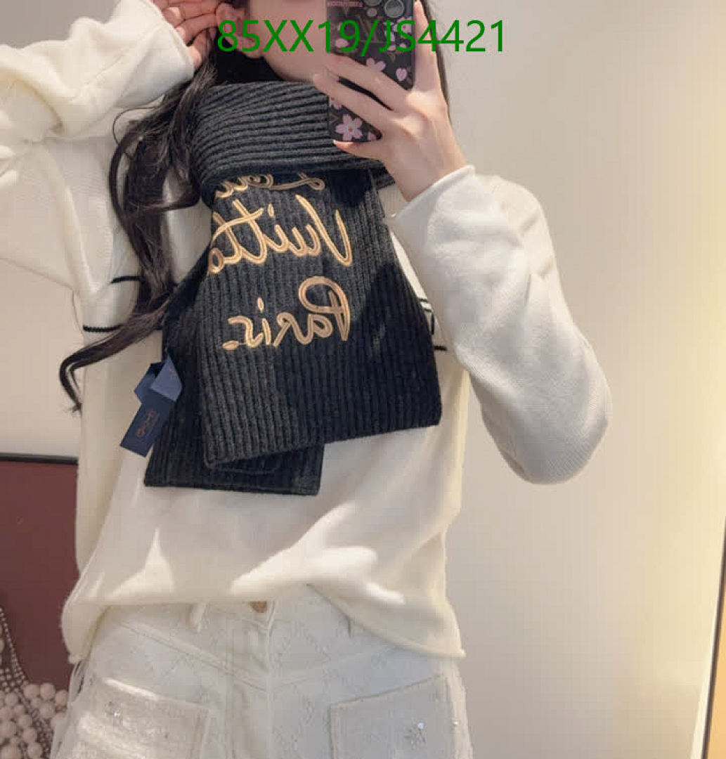 LV-Scarf Code: JS4421 $: 85USD