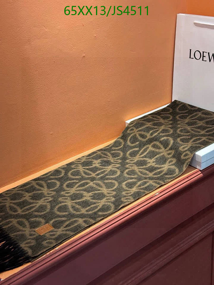 Loewe-Scarf Code: JS4511 $: 65USD