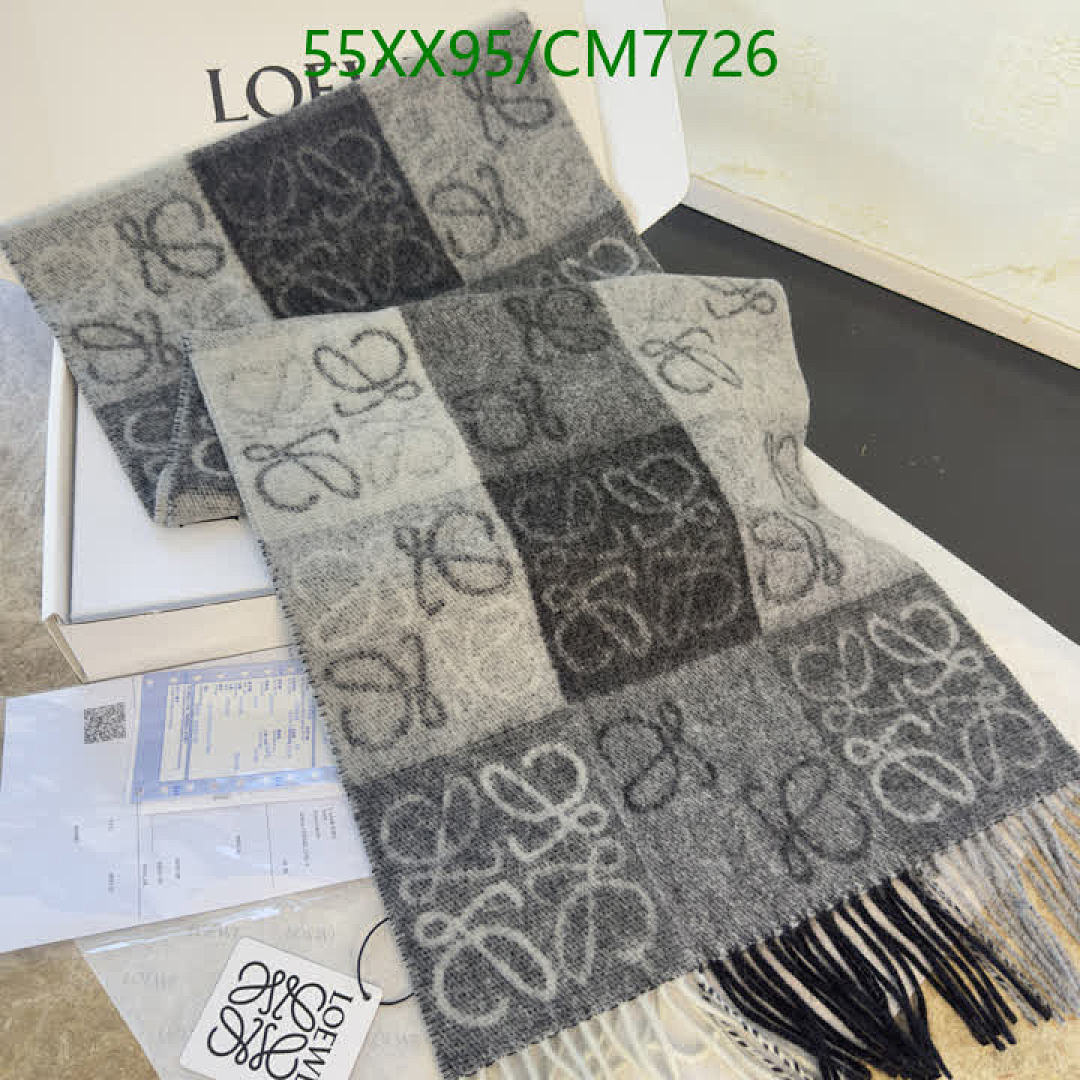 Loewe-Scarf Code: CM7726 $: 55USD