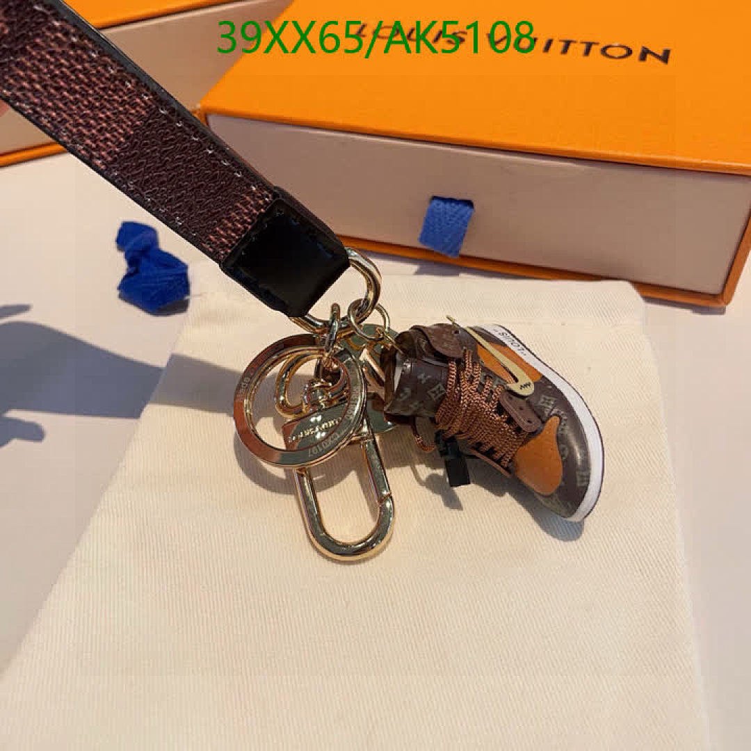 LV-Key pendant Code: AK5108 $: 39USD