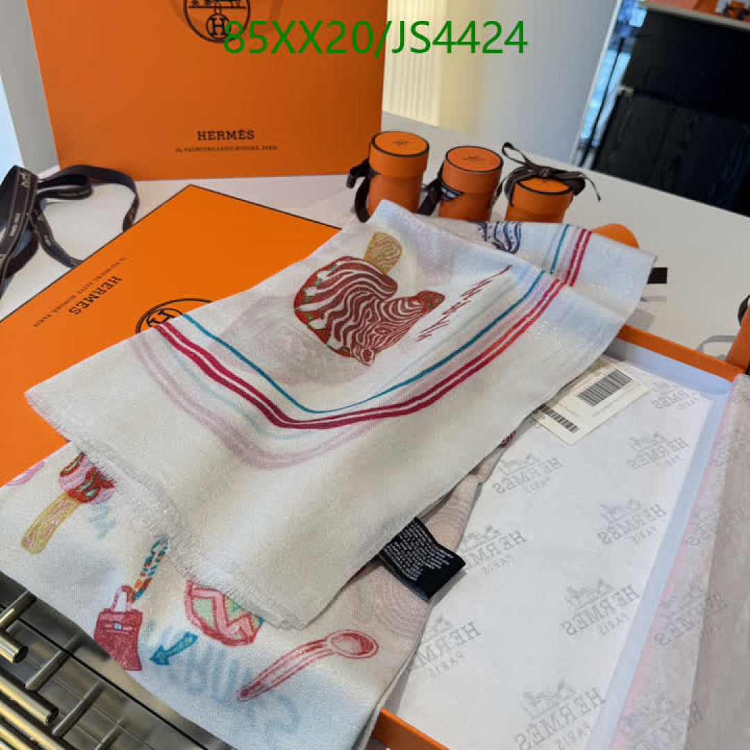 LV-Scarf Code: JS4424 $: 85USD