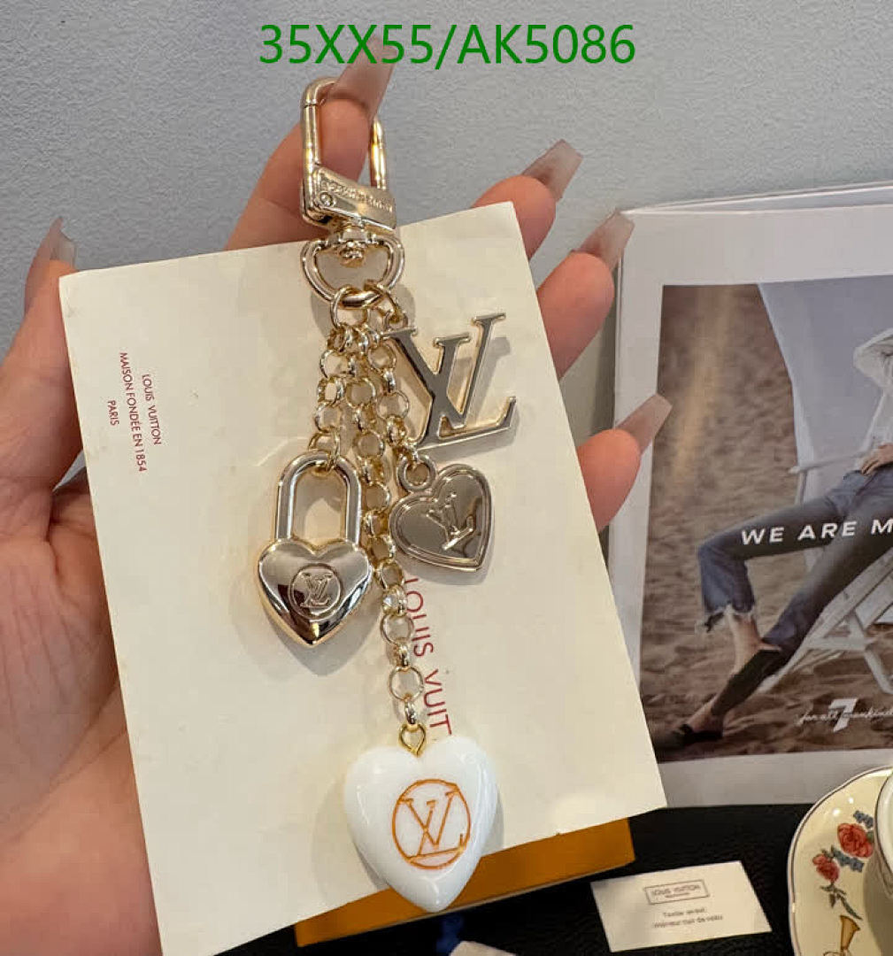 LV-Key pendant Code: AK5086 $: 35USD