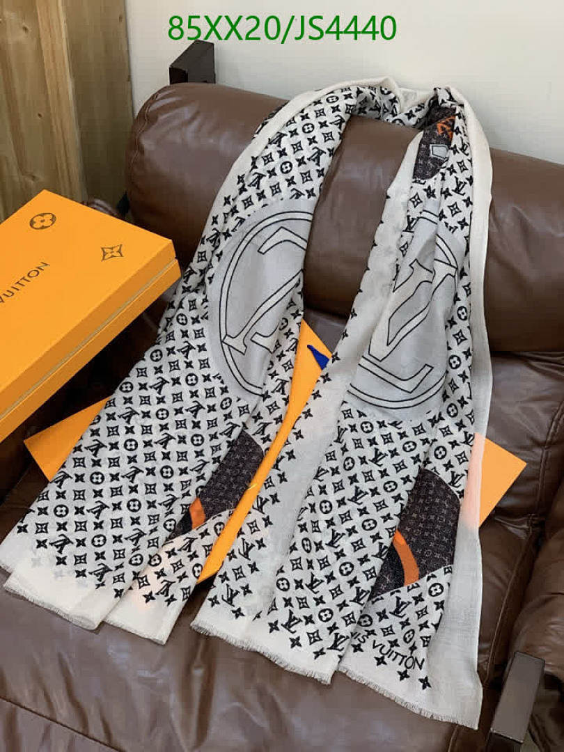 LV-Scarf Code: JS4440 $: 85USD