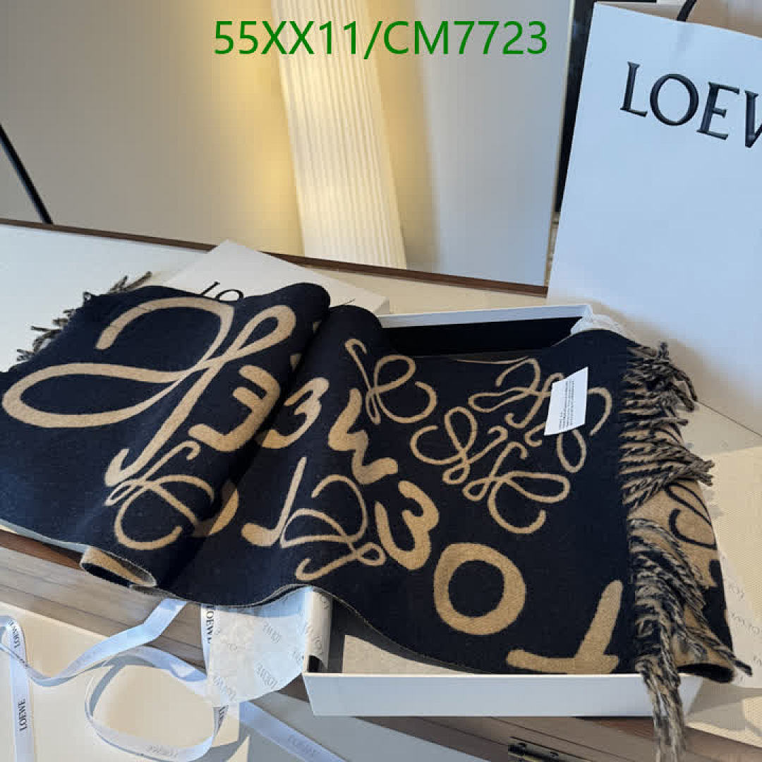 Loewe-Scarf Code: CM7723 $: 55USD