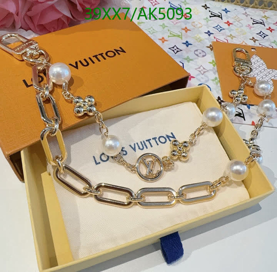 LV-Key pendant Code: AK5093 $: 39USD