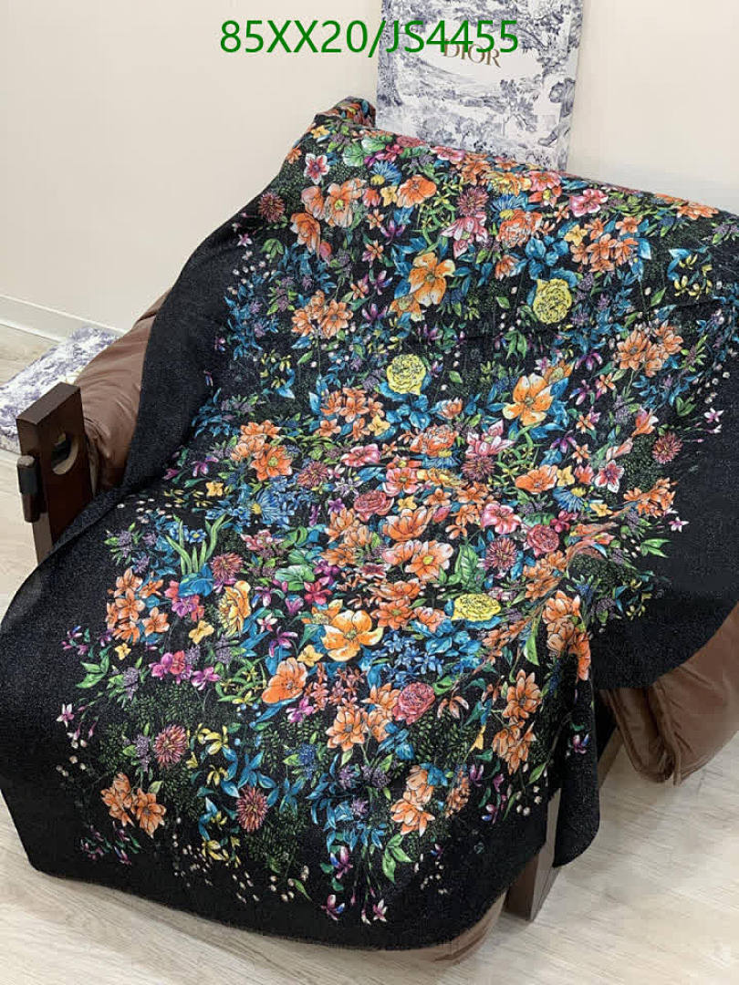 Dior-Scarf Code: JS4455 $: 85USD