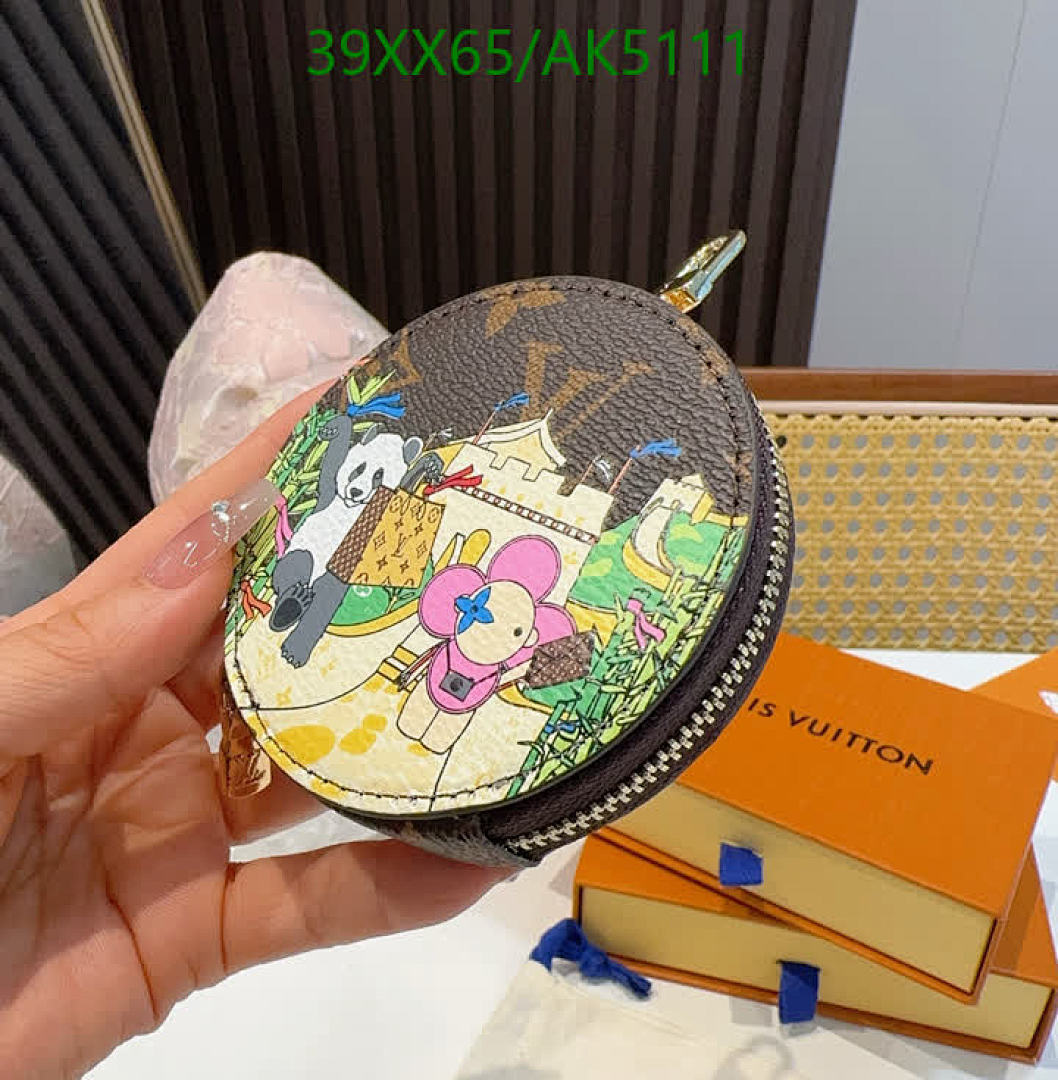 LV-Key pendant Code: AK5111 $: 39USD