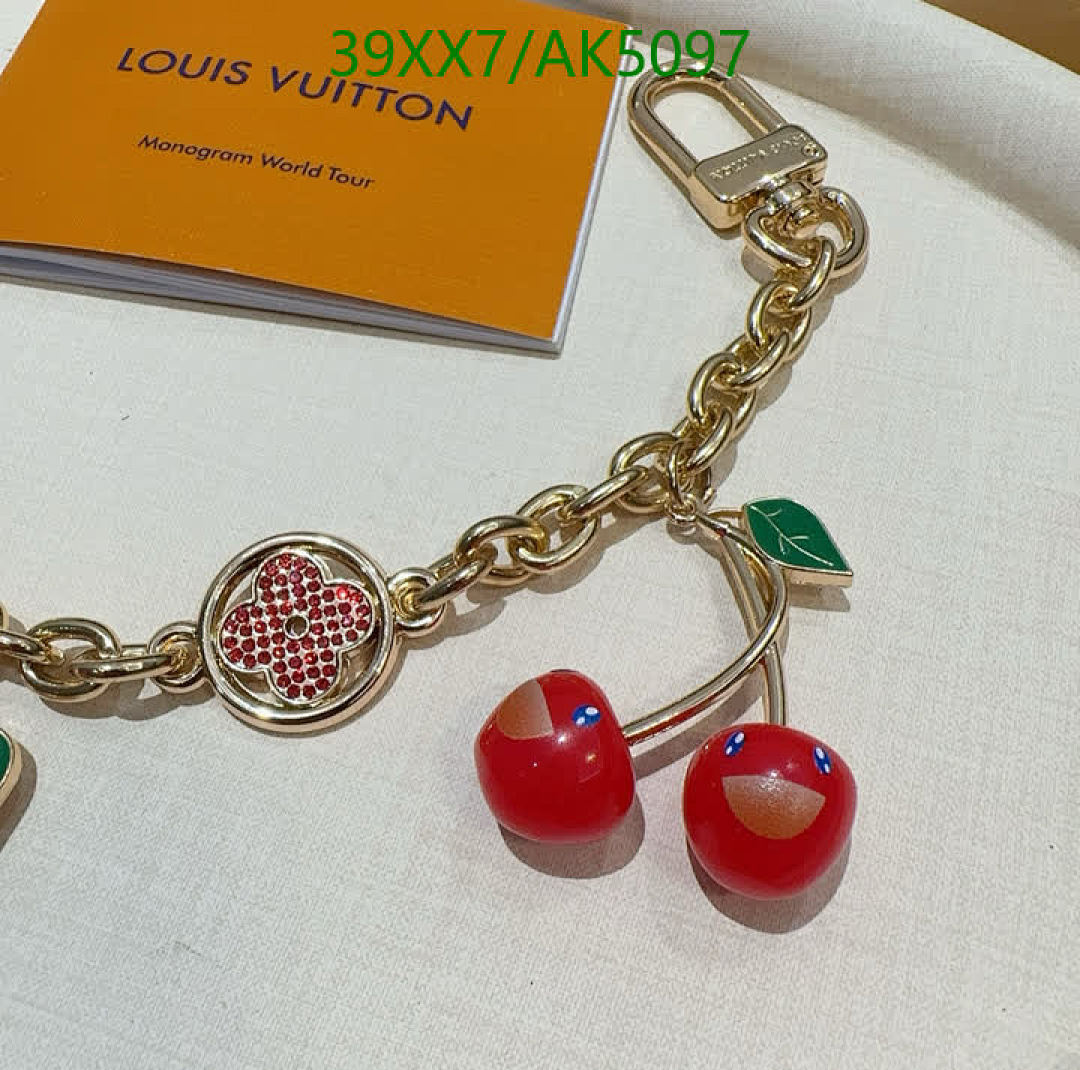 LV-Key pendant Code: AK5097 $: 39USD