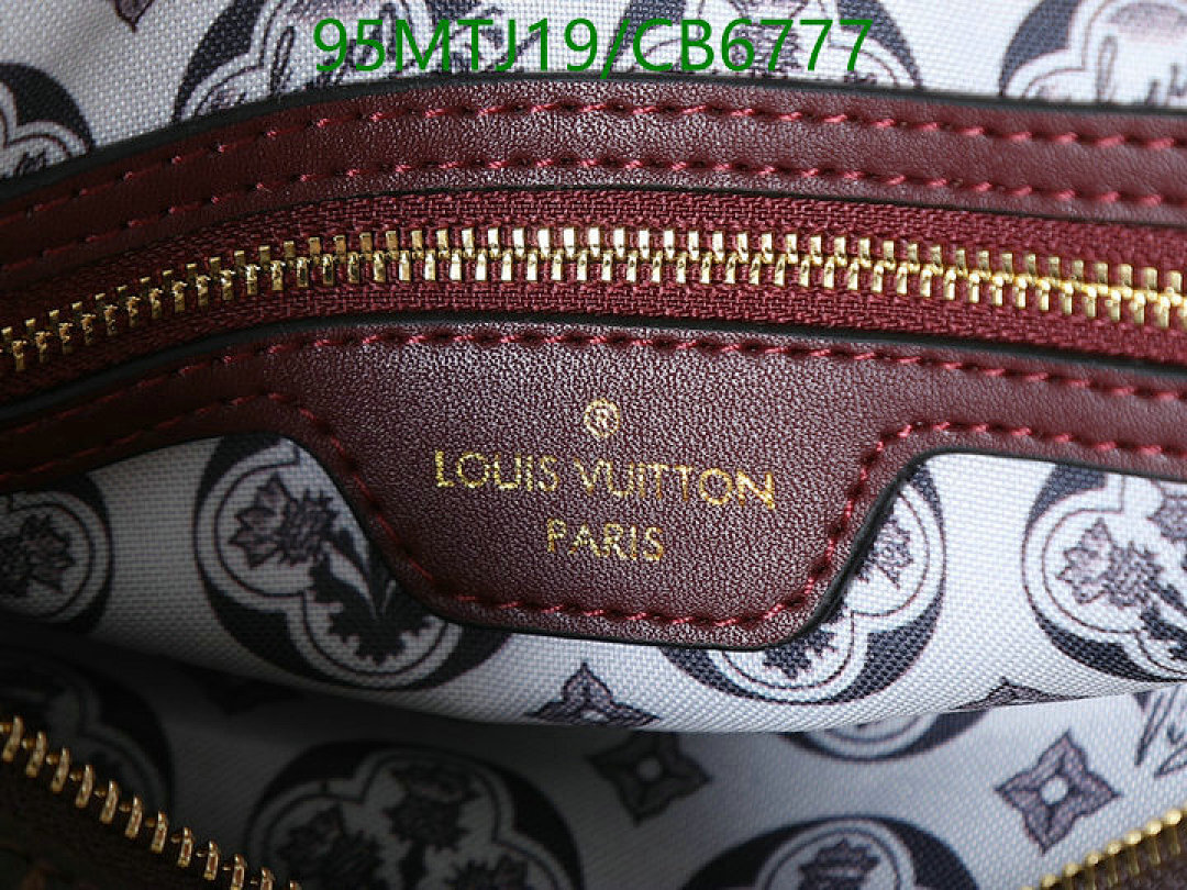 LV-Bag-4A Quality Code: CB6777 $: 95USD