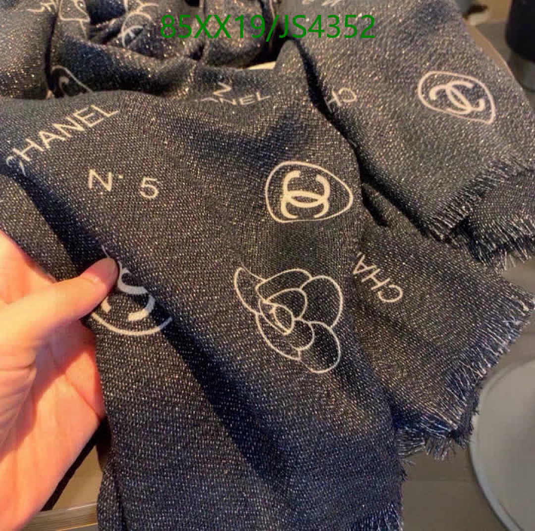 Chanel-Scarf Code: JS4352 $: 85USD