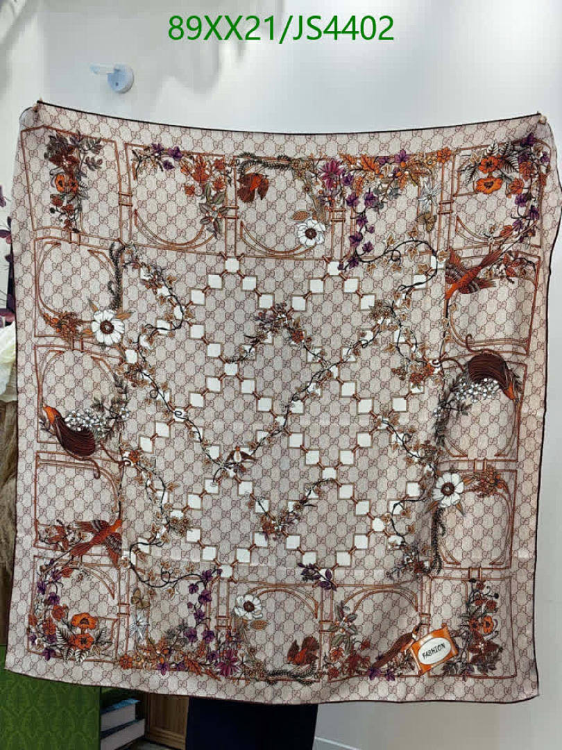 Gucci-Scarf Code: JS4402 $: 89USD