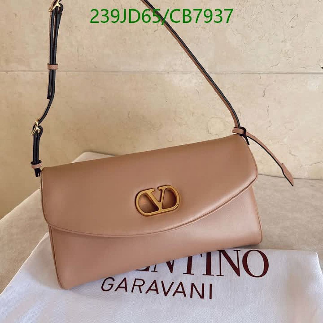 Valentino-Bag-Mirror Quality Code: CB7937 $: 239USD