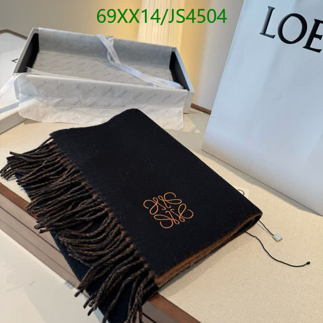 Loewe-Scarf Code: JS4504 $: 69USD