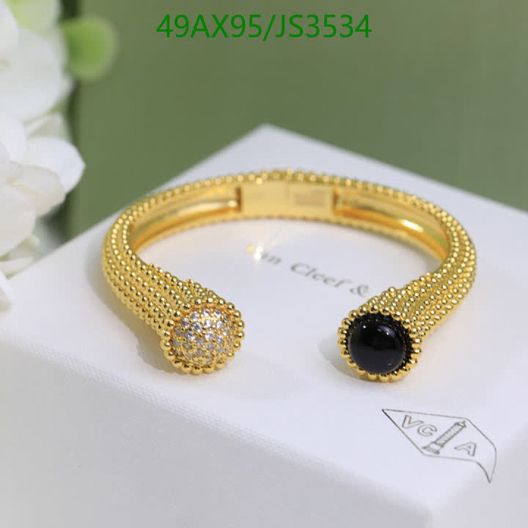 Van Cleef & Arpels-Jewelry Code: JS3534 $: 49USD