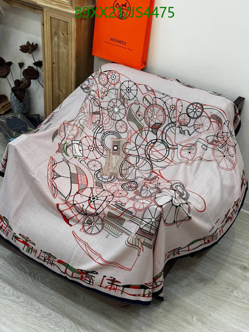 Hermes-Scarf Code: JS4475 $: 89USD