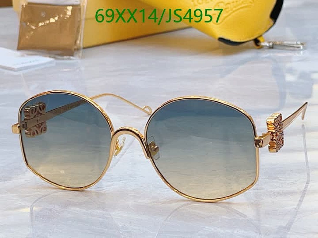 Loewe-Glasses Code: JS4957 $: 69USD