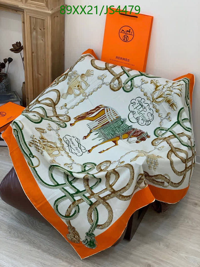 Hermes-Scarf Code: JS4479 $: 89USD